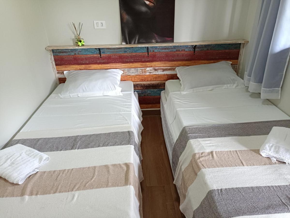 Alpha Hospedaria & Hostel Londrina Buitenkant foto